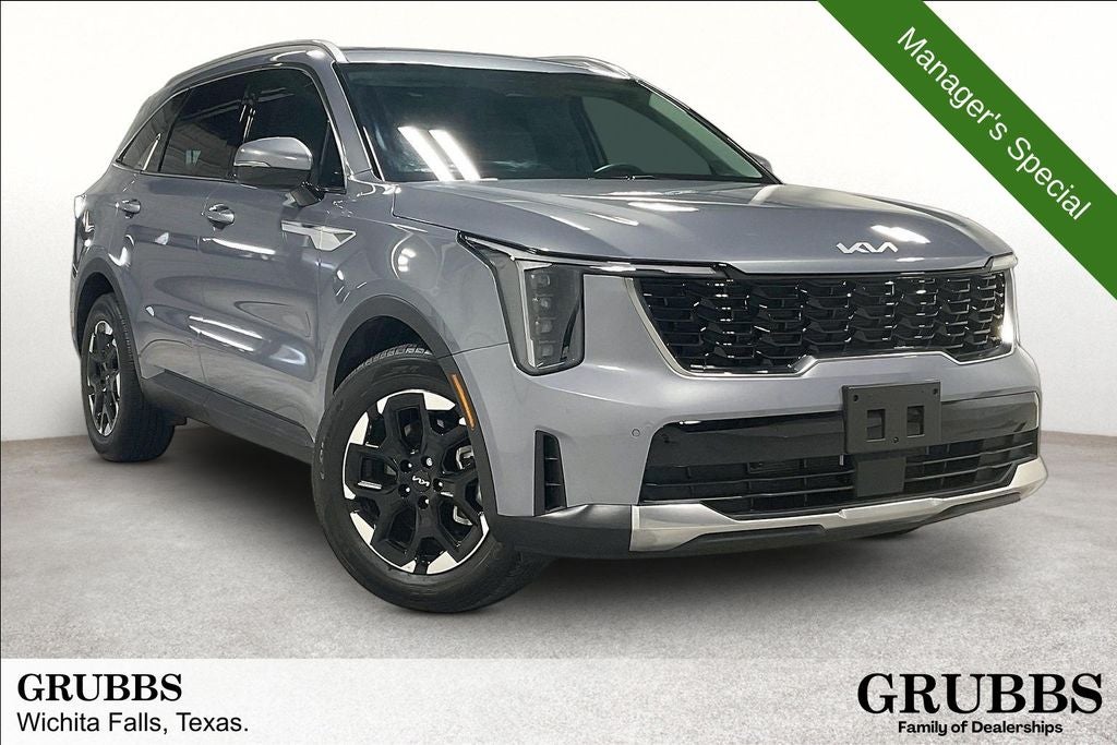 2025 Kia Sorento S in Everlasting Silver — front three-quarter view