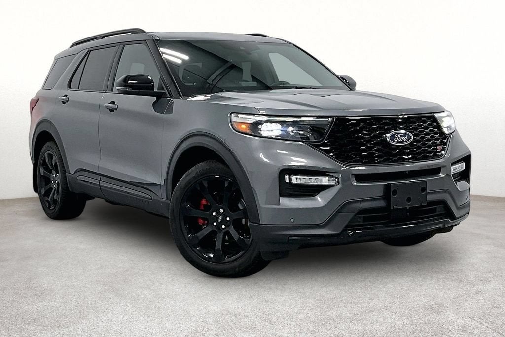 2022 Ford Explorer ST in Gray — front three-quarter view