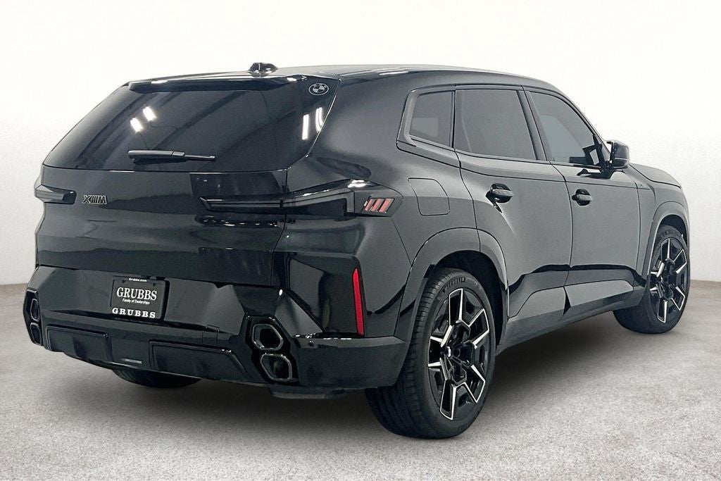 2024 BMW XM — side profile view